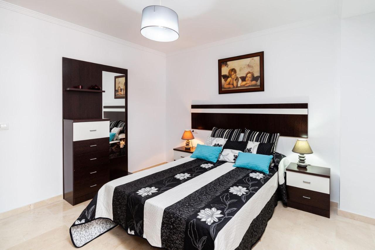 Apartamento Los Remedios Con Patio Andaluz เวเฮร์ เด ลา ฟรอนเตรา ภายนอก รูปภาพ