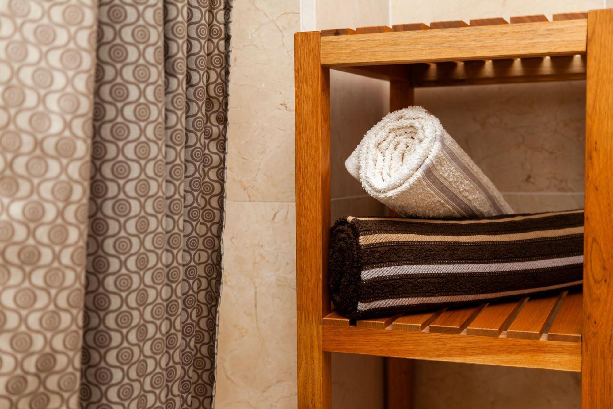 Apartamento Los Remedios Con Patio Andaluz เวเฮร์ เด ลา ฟรอนเตรา ภายนอก รูปภาพ