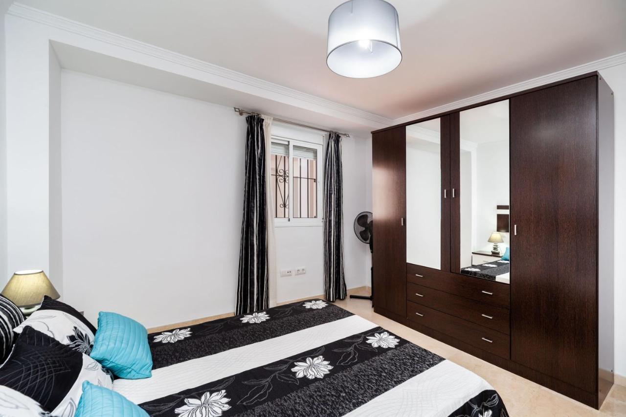 Apartamento Los Remedios Con Patio Andaluz เวเฮร์ เด ลา ฟรอนเตรา ภายนอก รูปภาพ