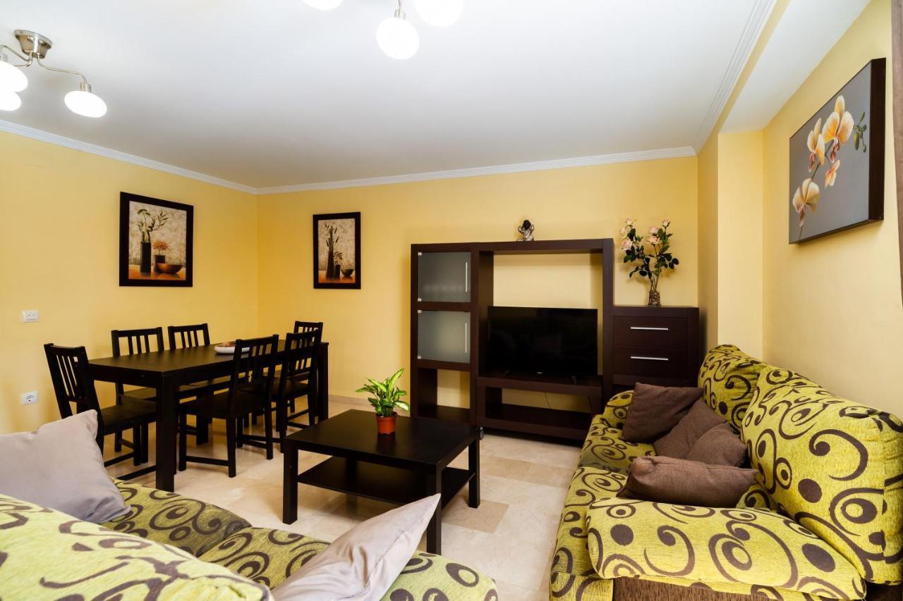 Apartamento Los Remedios Con Patio Andaluz เวเฮร์ เด ลา ฟรอนเตรา ภายนอก รูปภาพ